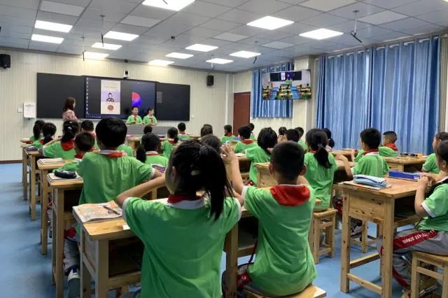 【學(xué)習(xí)強(qiáng)國】央企教育幫扶 | 中國國新：從“三個(gè)課堂”出發(fā)，用心丈量教育均衡的最后一公里
